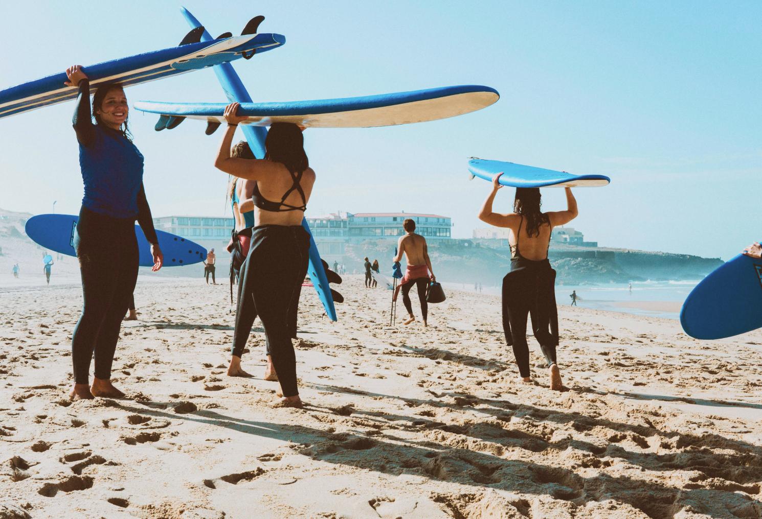 Image de personnes à la plage